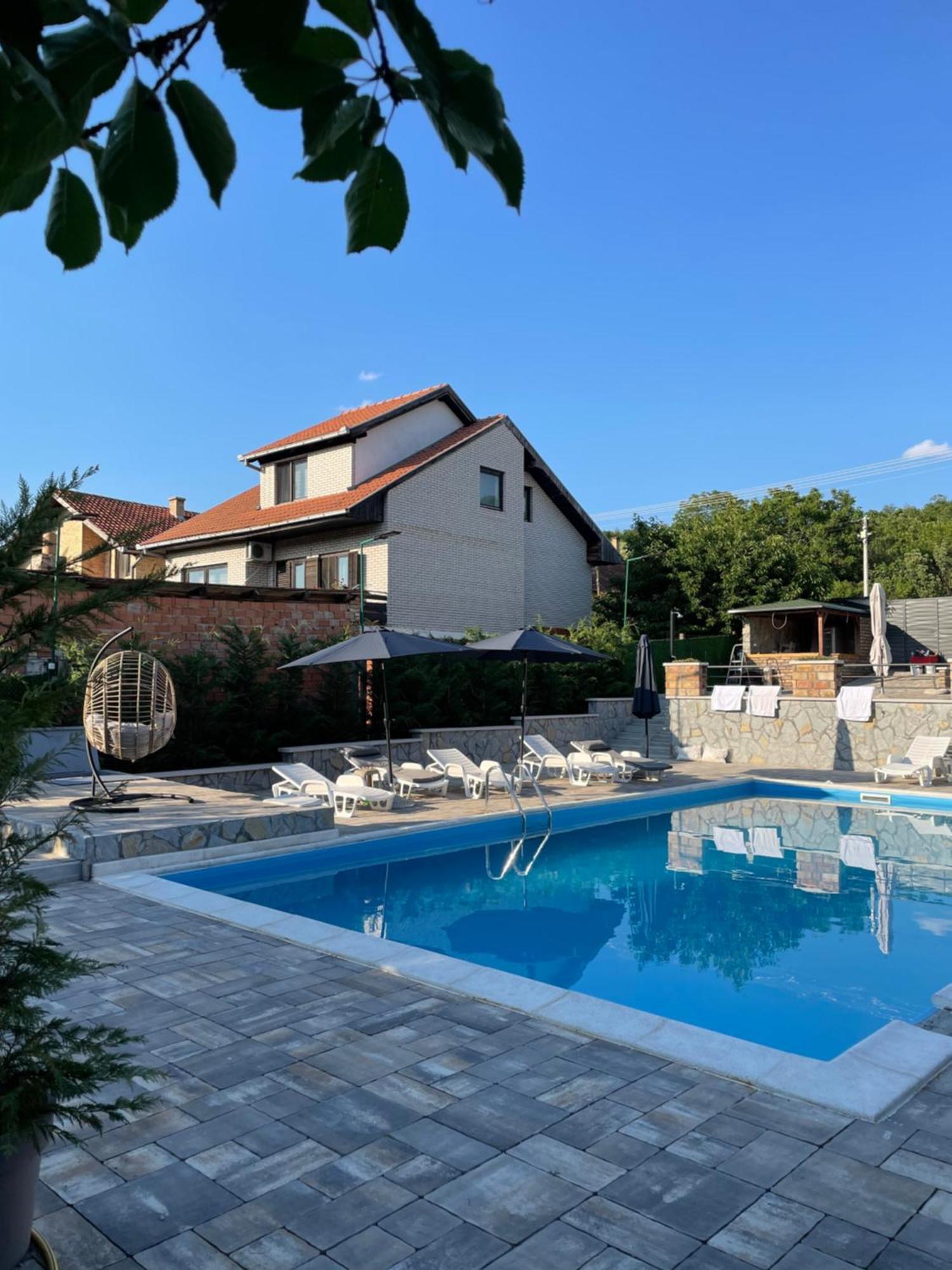 Vila Belilo Sremski Karlovci Extérieur photo