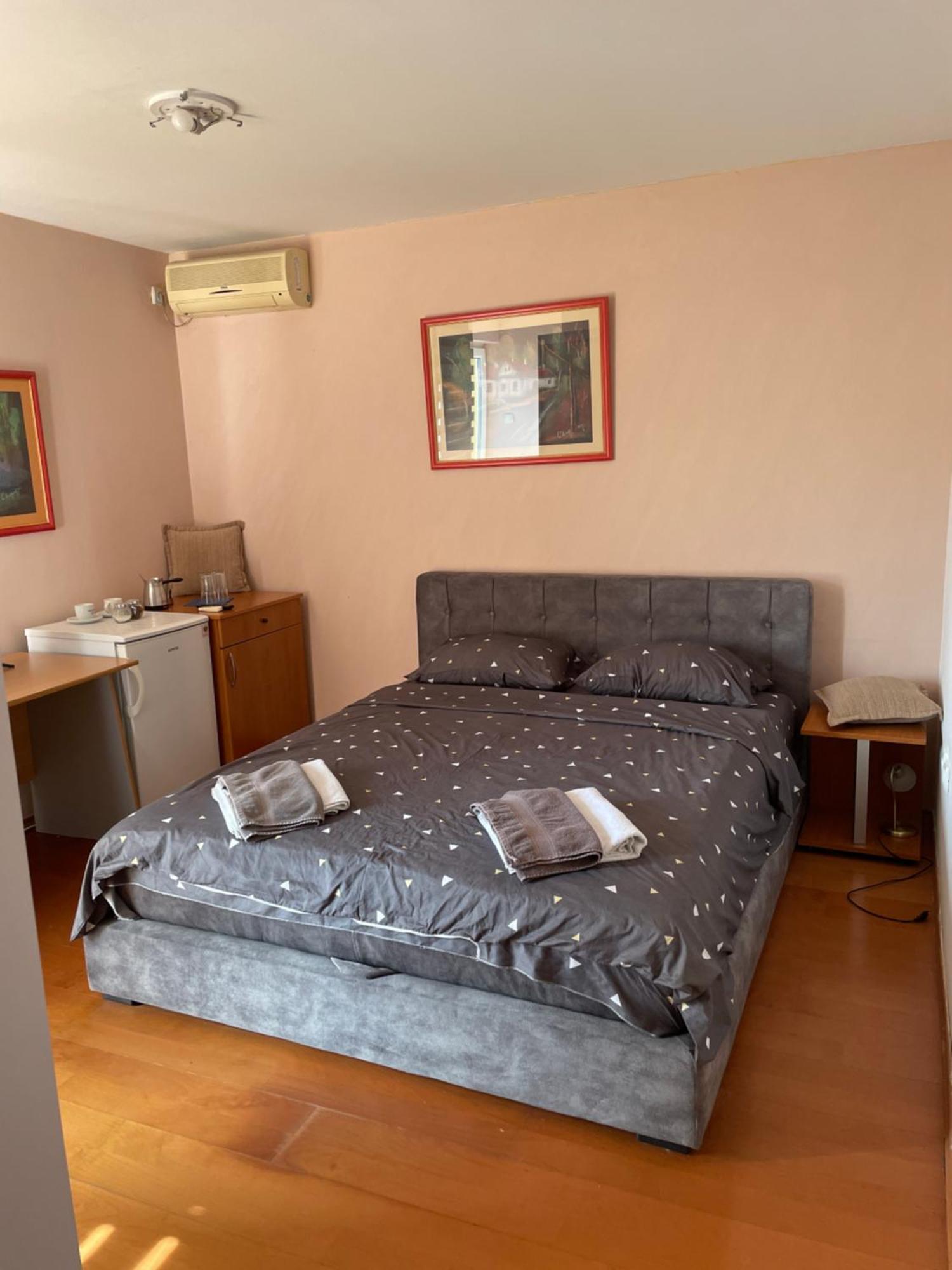 Vila Belilo Sremski Karlovci Extérieur photo